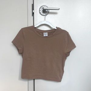 Aritzia TNA baby T
